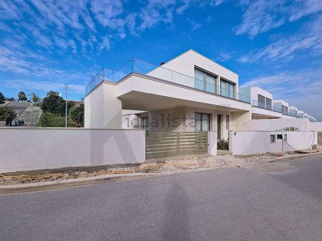 Moradia, Rio Maior