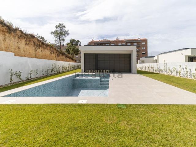 Moradia, Rio Meão