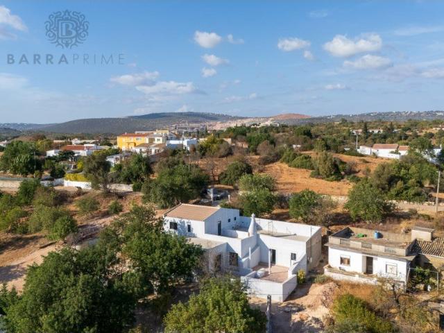 Moradia ROMÃ Totalmente Reconstruída em Boliqueime 0m² Loulé são sebastião