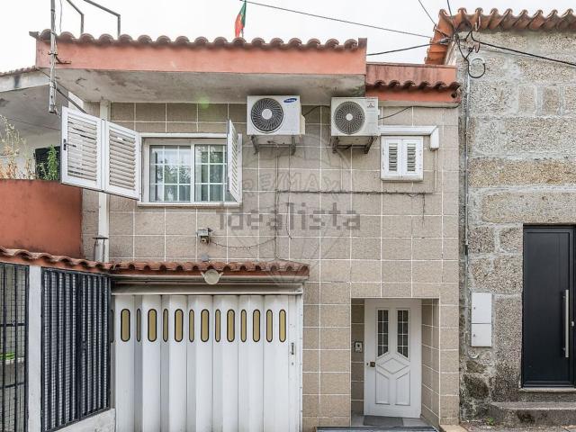 Moradia, Ronfe