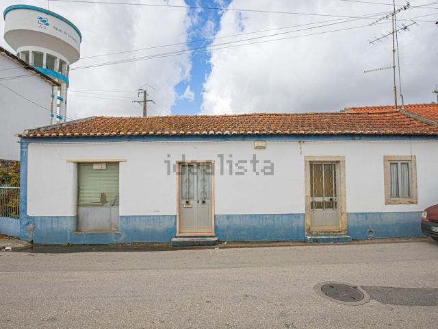 Moradia, São Vicente do Paul e Vale de Figueira