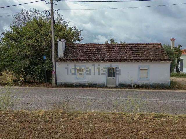 Moradia, São Vicente do Paul e Vale de Figueira