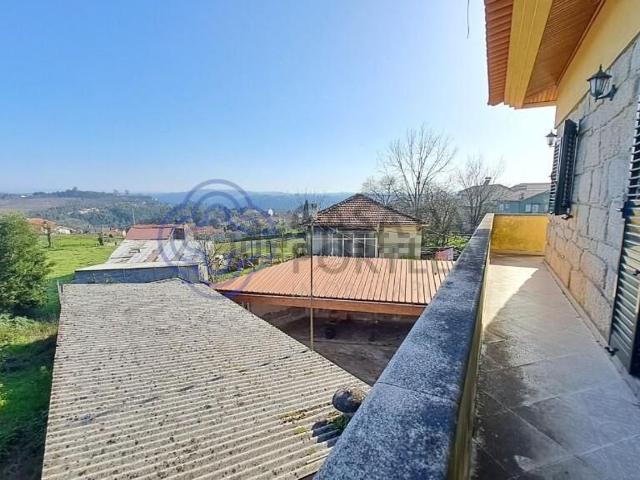 Moradia, São Cosme Valbom Jovim