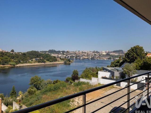 Moradia, São Cosme Valbom Jovim