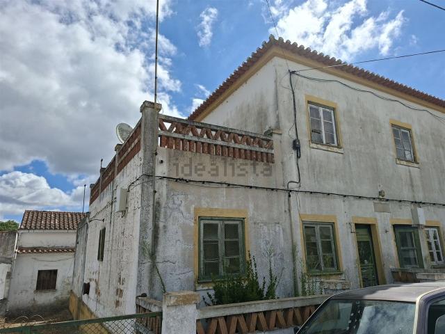 Moradia, São Facundo e Vale das Mós