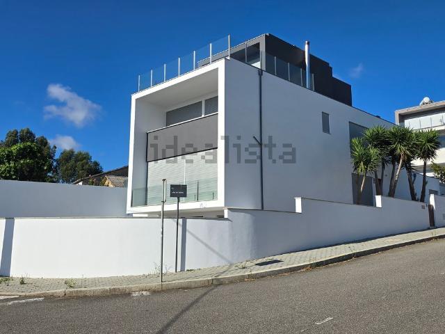 Moradia, São Felix da Marinha