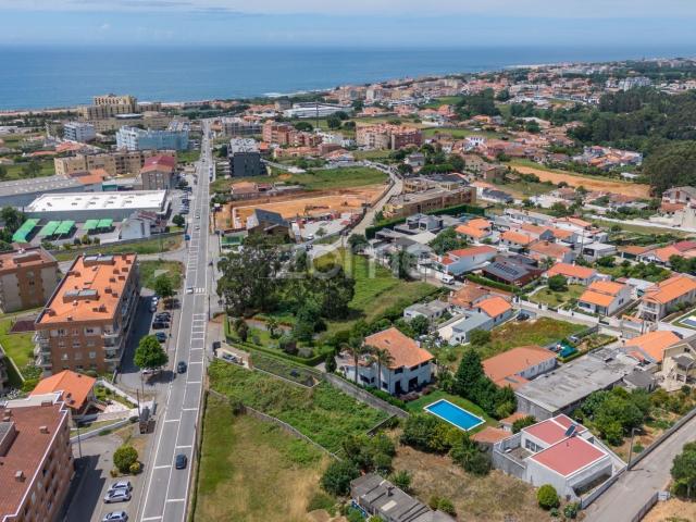 Moradia, São Felix da Marinha