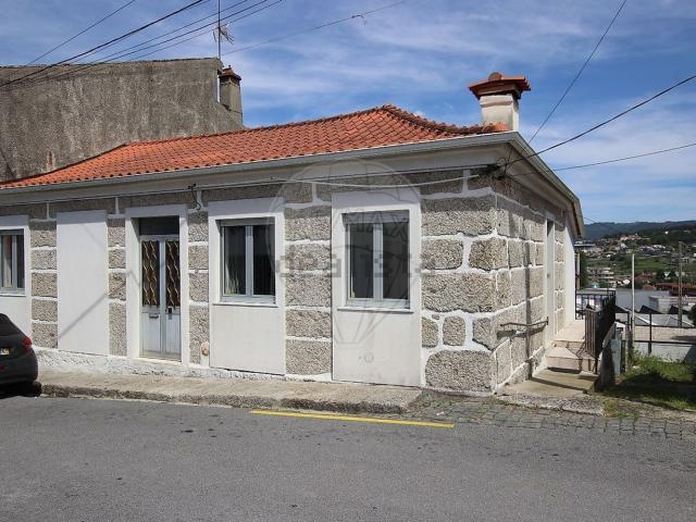 Moradia, São Jorge Selho