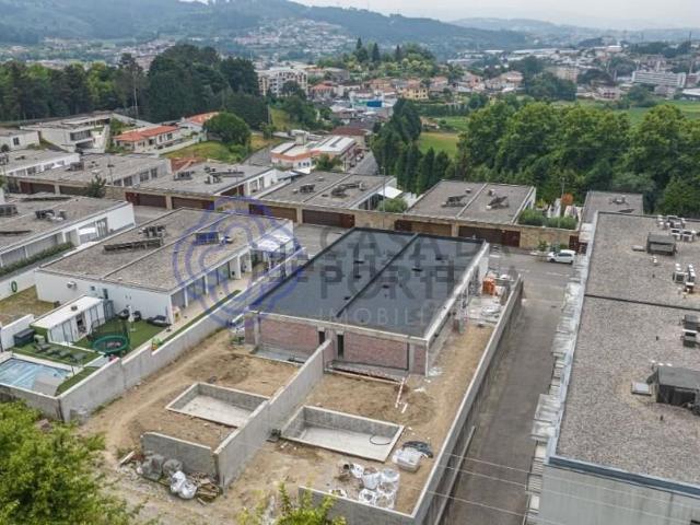 Moradia, São Jorge Selho