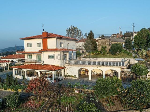 Moradia, São Martinho Candoso