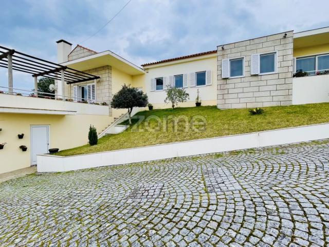Moradia, São Mateus Oliveira