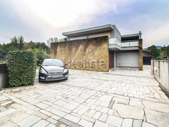 Moradia, São Mateus Oliveira