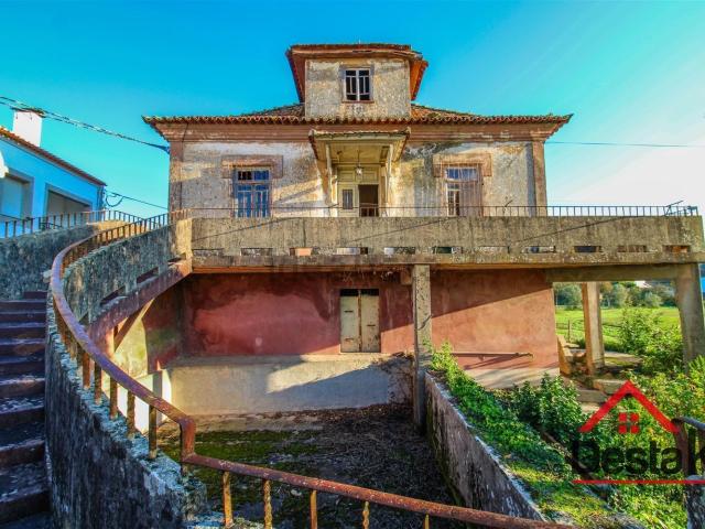 Moradia, São Miguel do Outeiro e Sabugosa