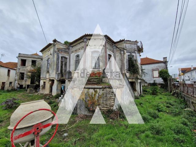 Moradia, São Salvador
