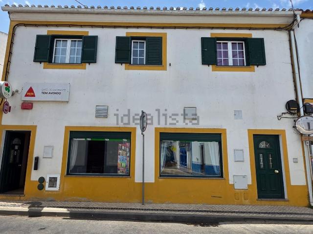 Moradia, São Salvador e Santa Maria