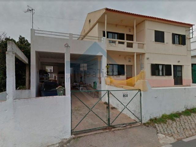 Moradia, São Sebastião