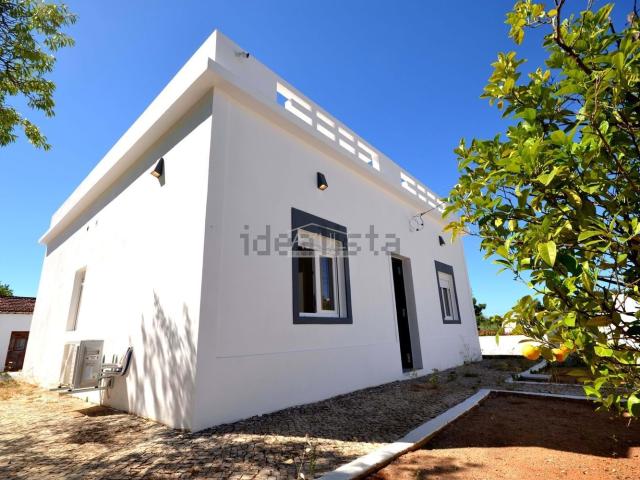 Moradia, São Sebastião