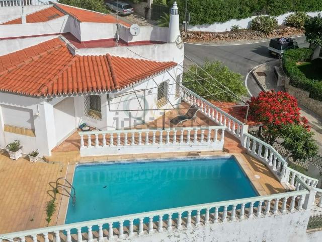 Moradia, São Sebastião