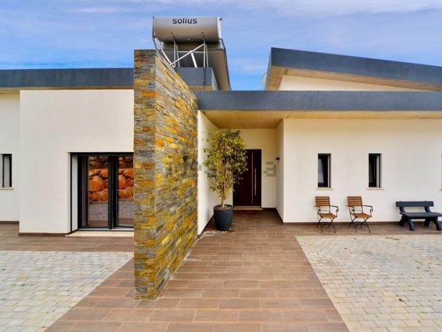 Moradia, São Sebastião
