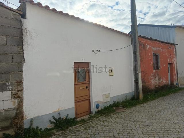 Moradia, Salgueiro do Campo