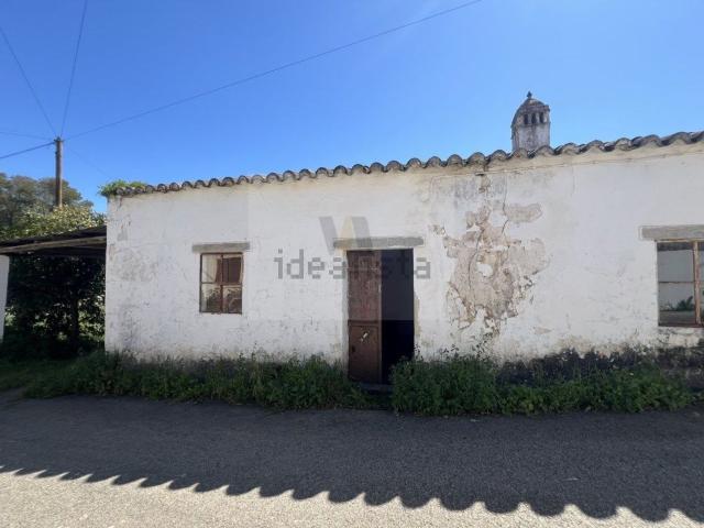 Moradia, Salir