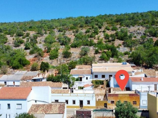 Moradia, Salir