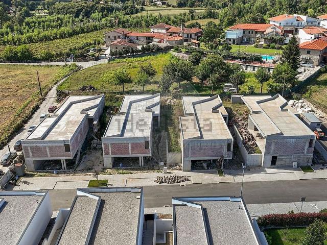 Moradia, Sande Vila Nova e Sande São Clemente