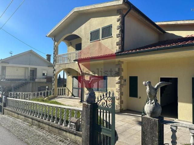 Moradia, Sande Vilarinho Barros Gomide