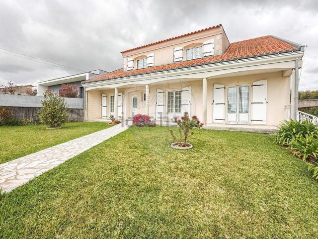 Moradia, Sangalhos