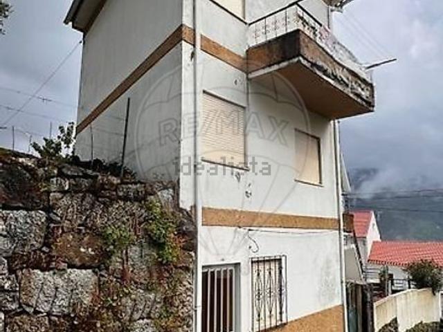 Moradia, Santa Maria