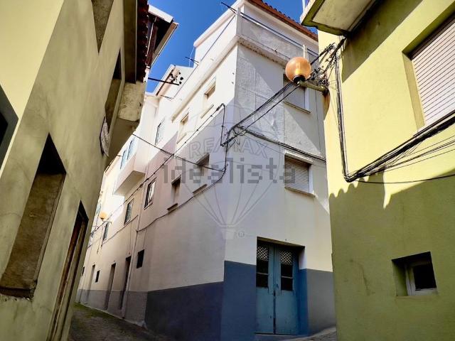 Moradia, Santa Maria