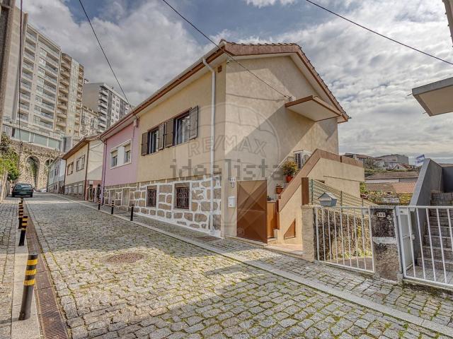 Moradia, Santa Marinha