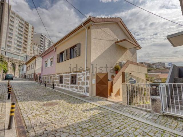 Moradia, Santa Marinha