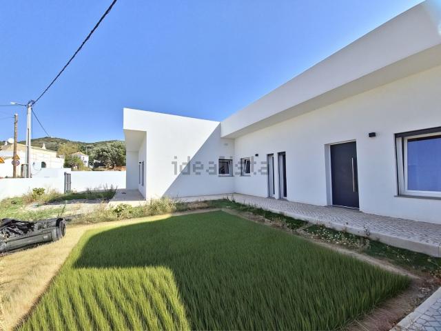 Moradia, Santa Bárbara de Nexe