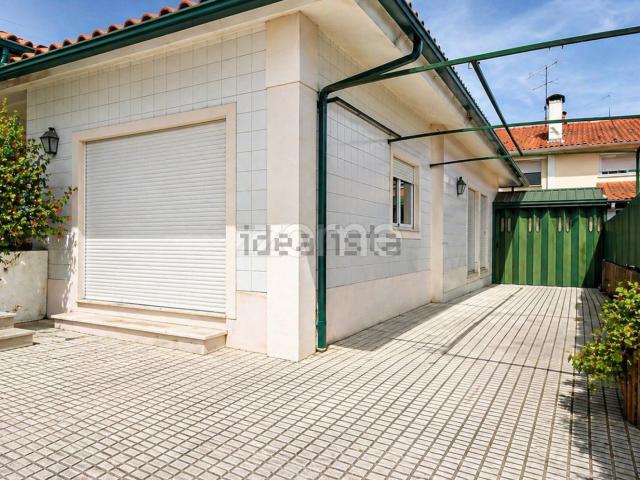 Moradia, Santa Joana