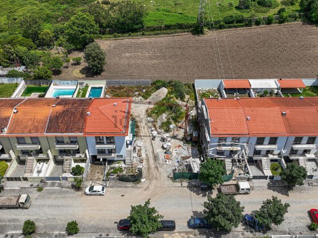 Moradia, Santa Lucrécia de Algeriz e Navarra