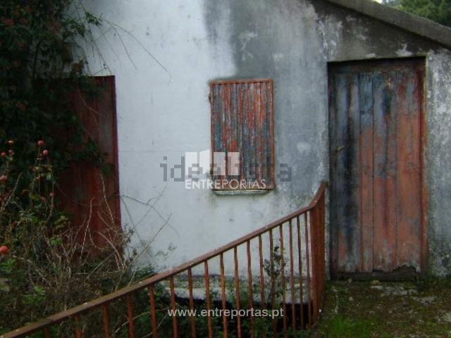 Moradia, Santa Leocádia e Mesquinhata
