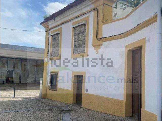 Moradia, Santiago Maior e São João Baptista
