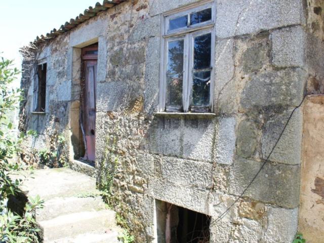 Moradia, Santiago