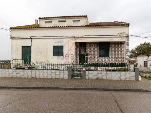 Moradia, Santo António da Charneca