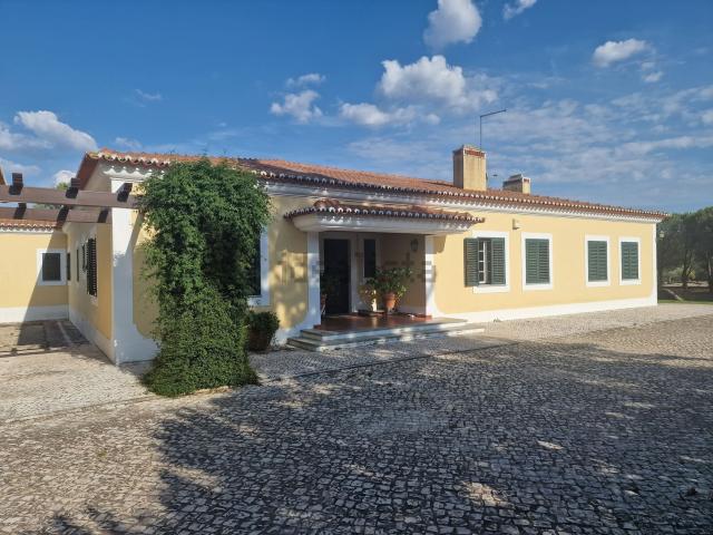 Moradia, Santo Estevão