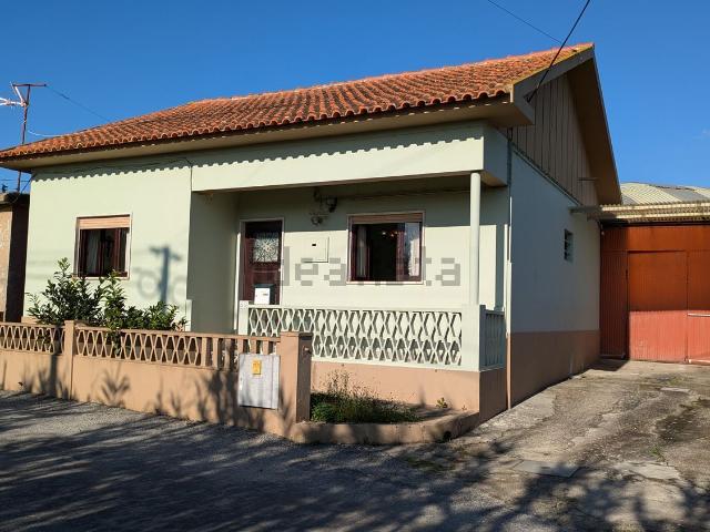 Moradia, Santo Varão