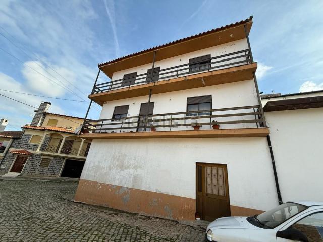 Moradia, Sé Santa Maria Meixedo