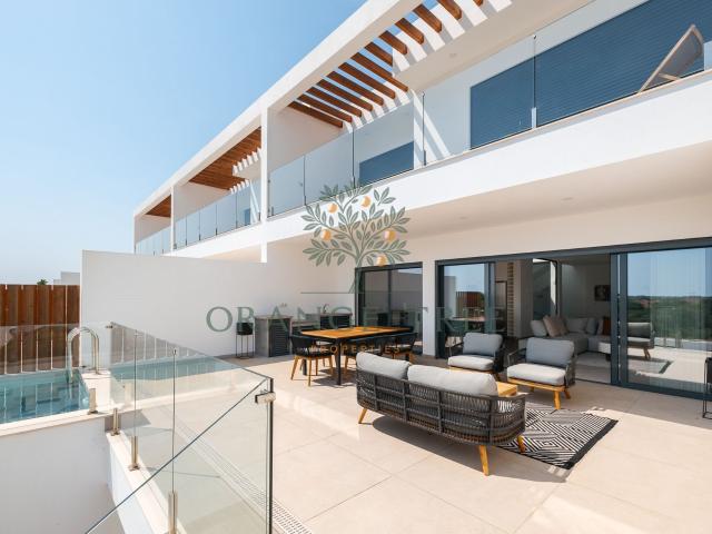Moradia semi geminada para venda Almancil | 3 quartos 206m² Almancil