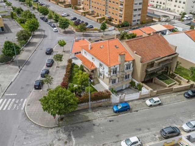 Moradia, Senhora da Hora