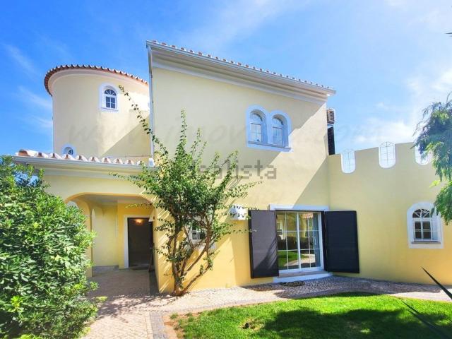 Moradia, Sesmarias, Albufeira e Olhos de Água