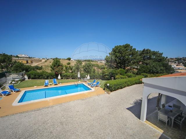 Moradia, Sesmarias, Albufeira e Olhos de Água