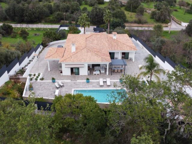 Moradia Serenity com 5 Quartos e Piscina Privada em Boliquei. 251m² Boliqueime