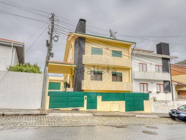 Moradia, Serzedo e Perosinho