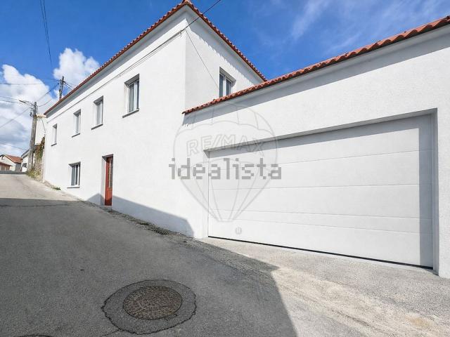 Moradia, Sever do Vouga